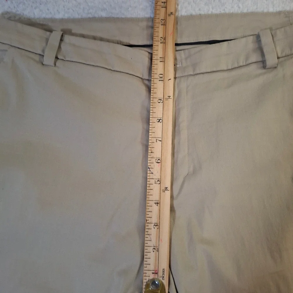 Lululemon Commission Pant Classic Fit Men's 36x33 Tan Khaki Technical Chino